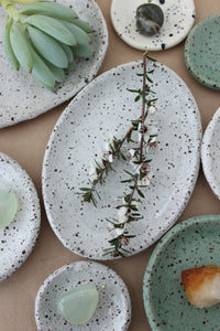 Oval Dish - Speckle White